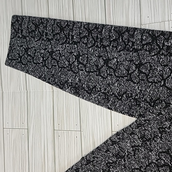 LYSSE New York high waisted legging - Picture 3 of 6